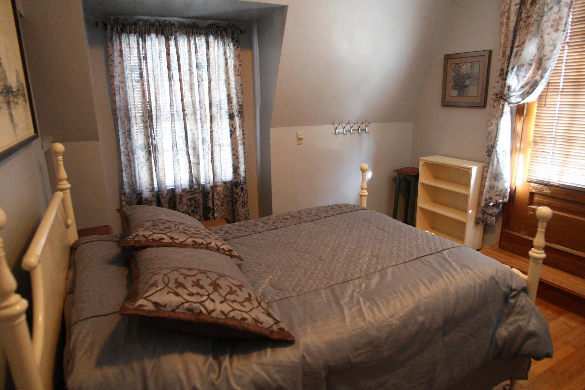 Christmas House Bed & Breakfast Расин Экстерьер фото